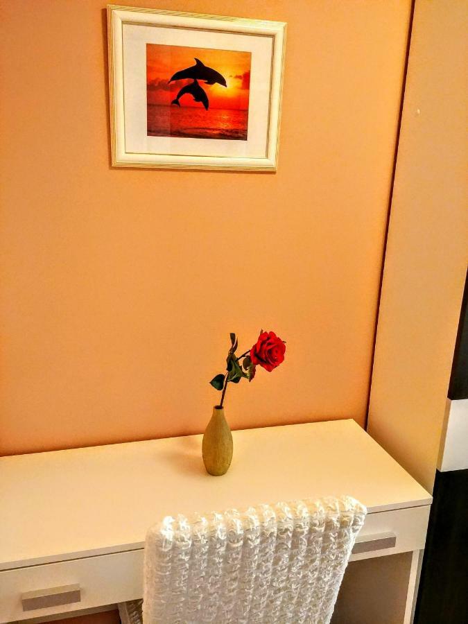 Beautiful 2 Bedroom 2 Bathroom Sea View, Free Parking Дубровник Экстерьер фото
