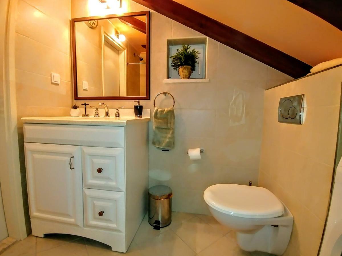 Beautiful 2 Bedroom 2 Bathroom Sea View, Free Parking Дубровник Экстерьер фото
